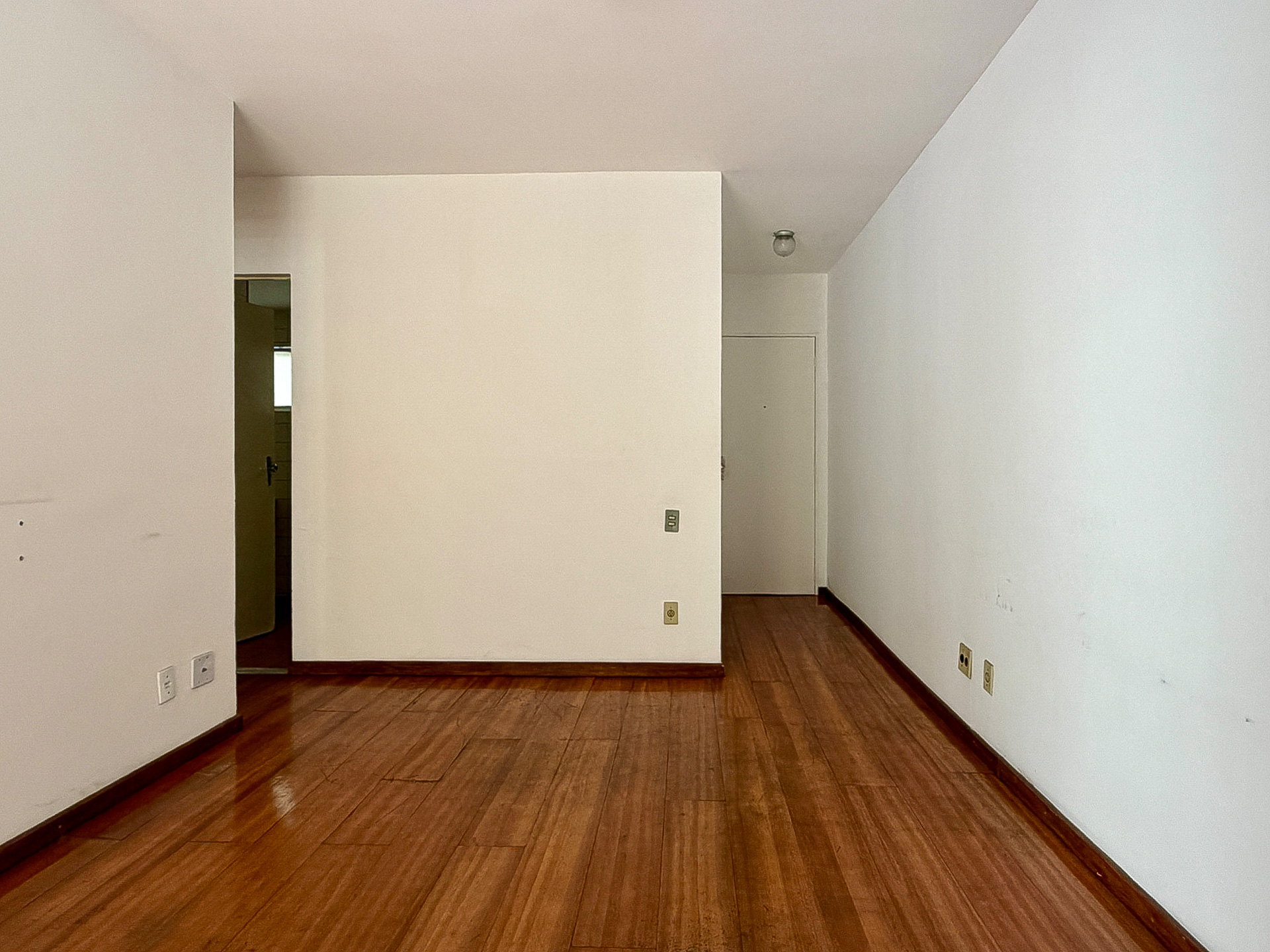 Quarto e sala prático e bem localizado para venda, foto 6