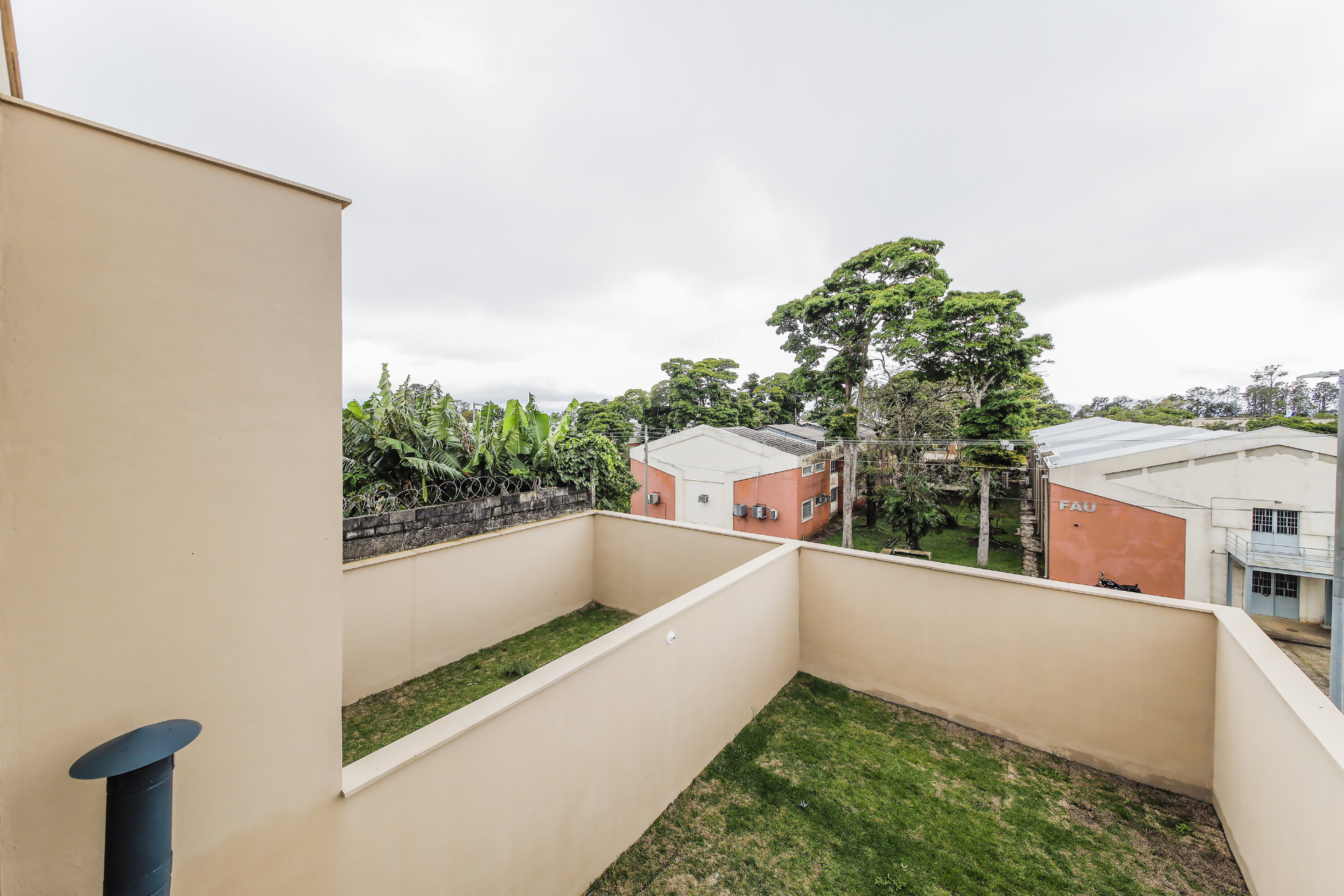 Casa nova com espaço gourmet e quintal gramado para venda, foto 16