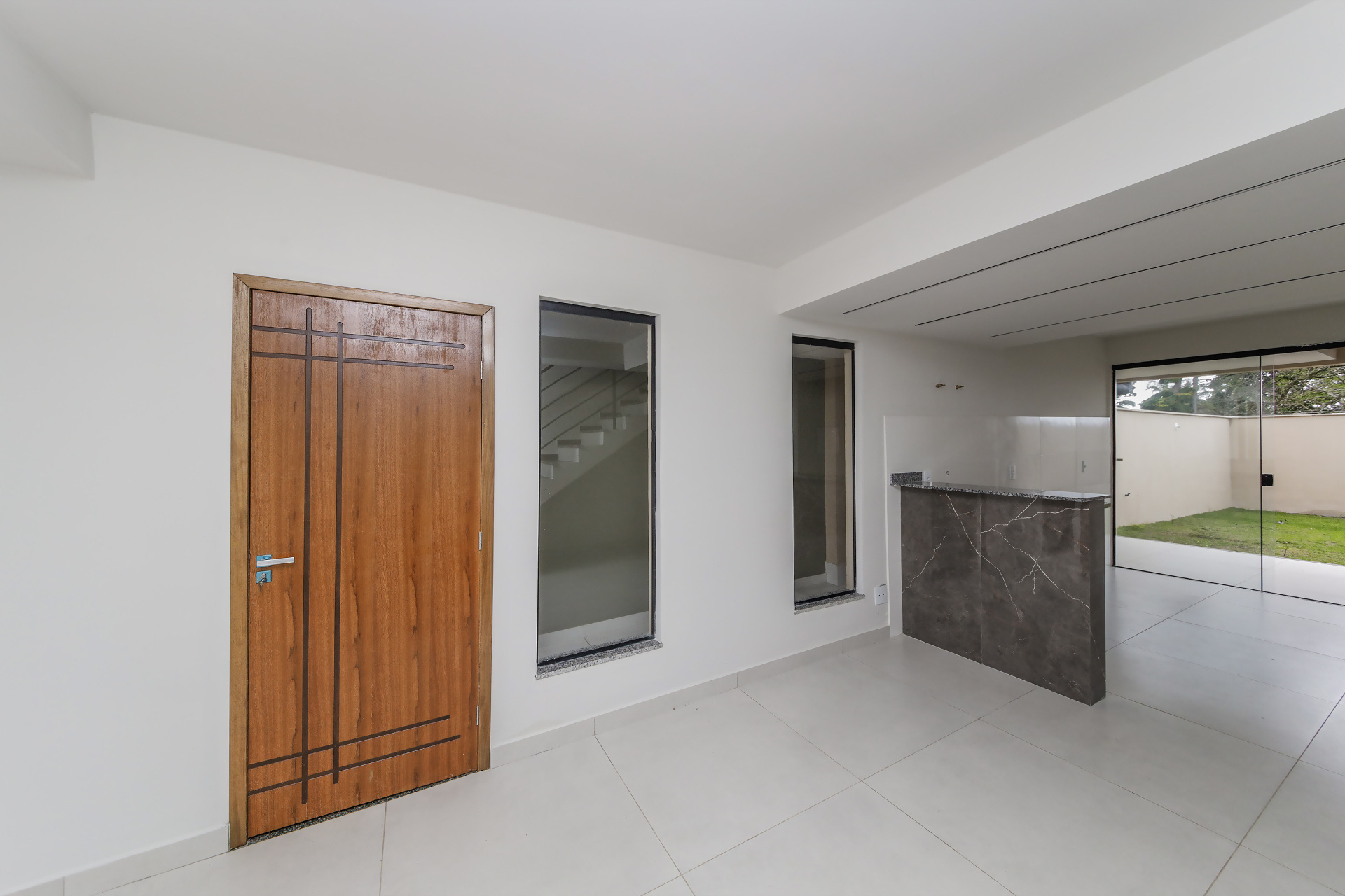 Casa nova com espaço gourmet e quintal gramado para venda, foto 4