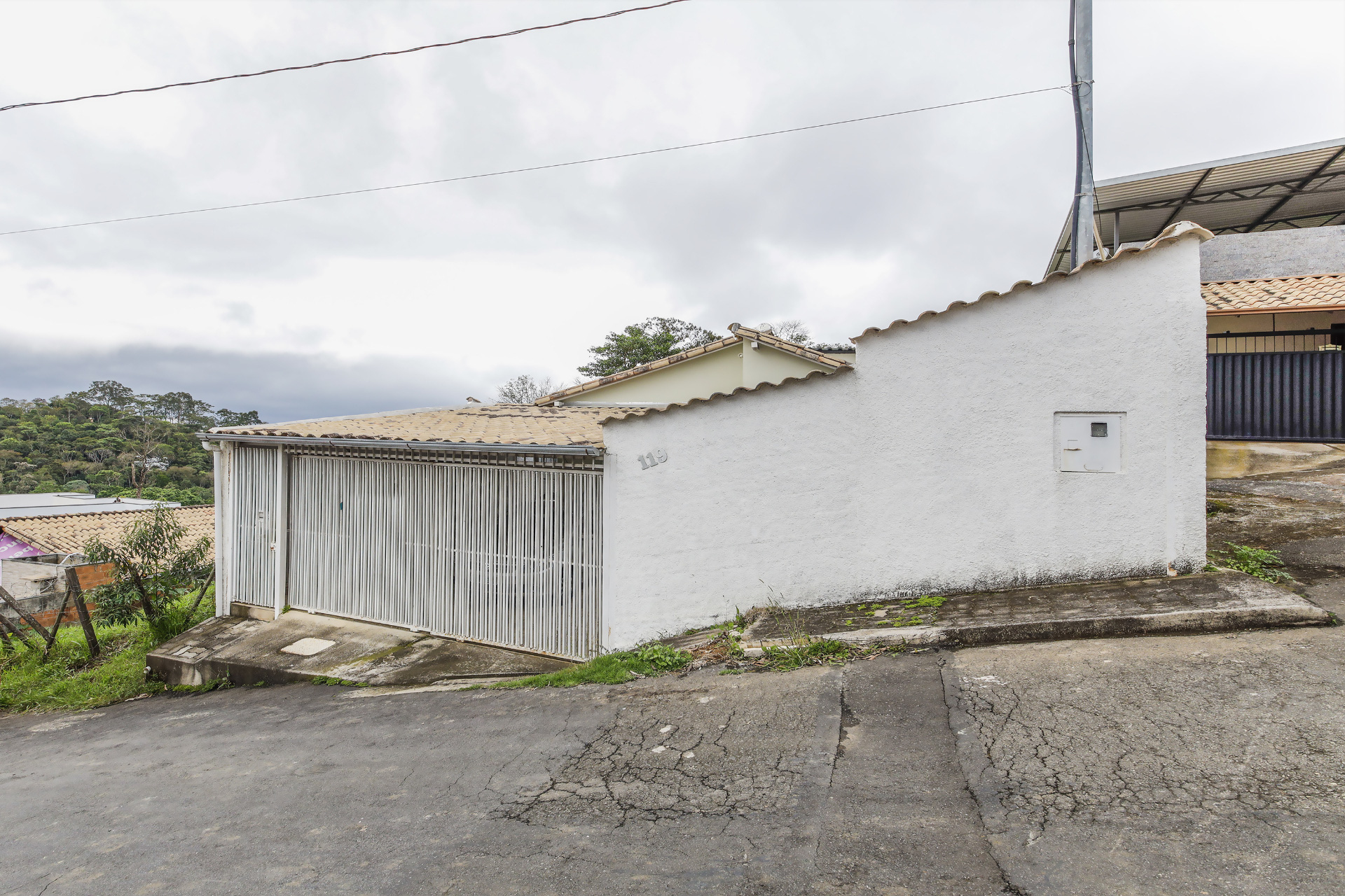 Casa com suíte, espaço gourmet e 2 vagas cobertas para venda, foto 2