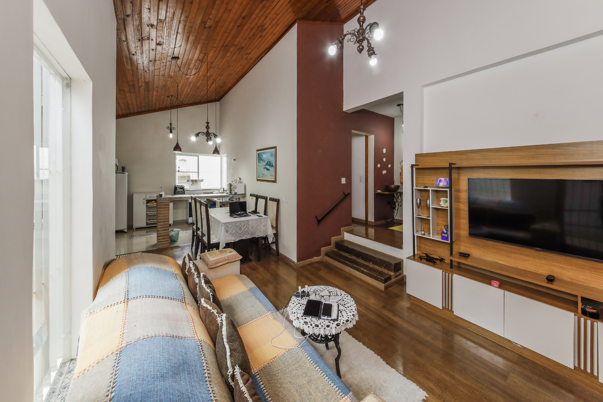 Casa com suíte, espaço gourmet e 2 vagas cobertas para venda, foto 3