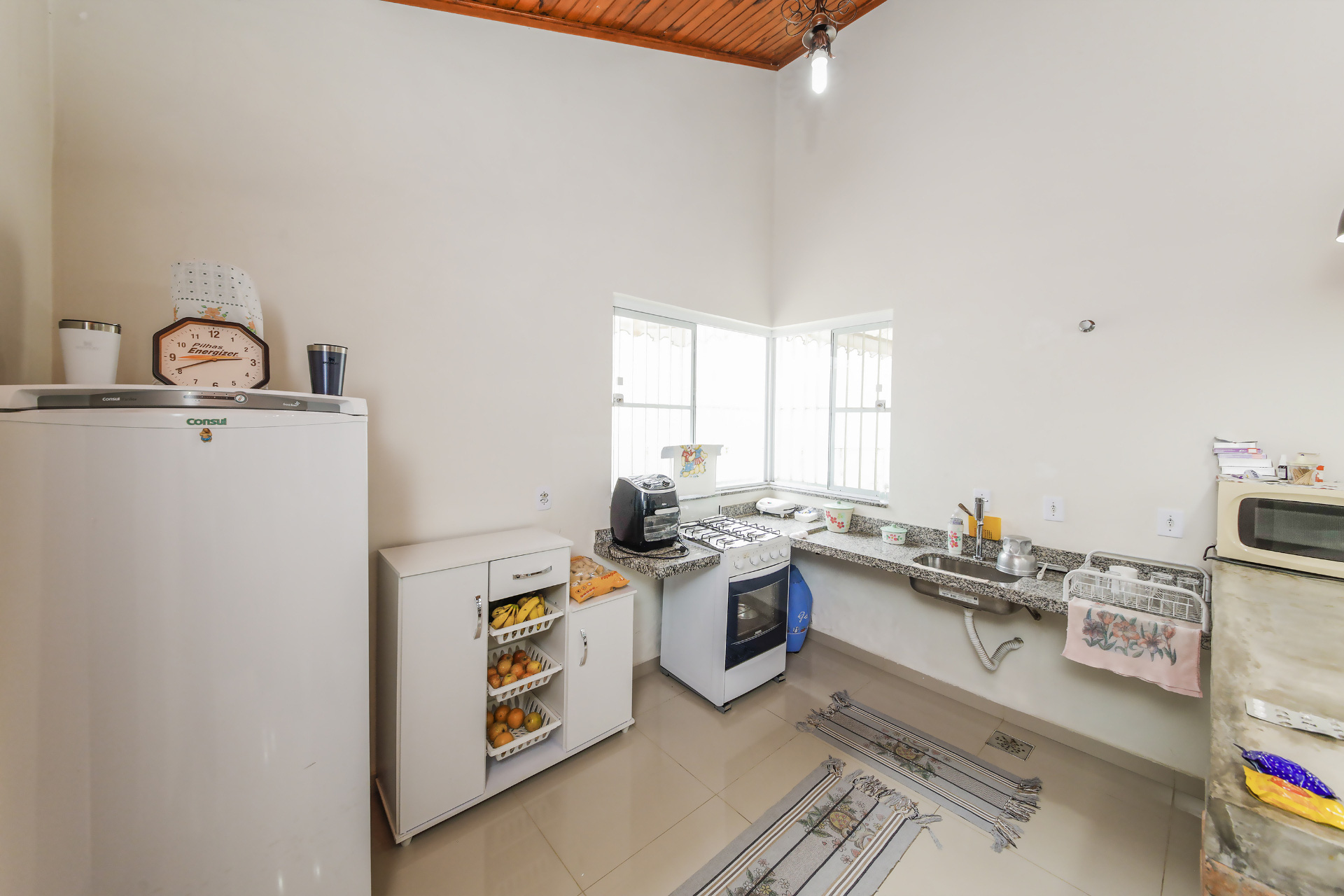 Casa com suíte, espaço gourmet e 2 vagas cobertas para venda, foto 6