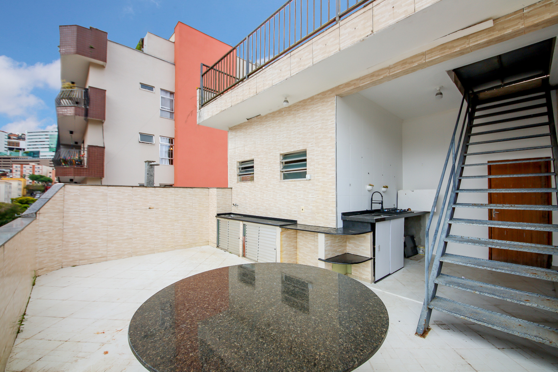 Cobertura no Cascatinha com terraço e suíte com banheira, foto 25