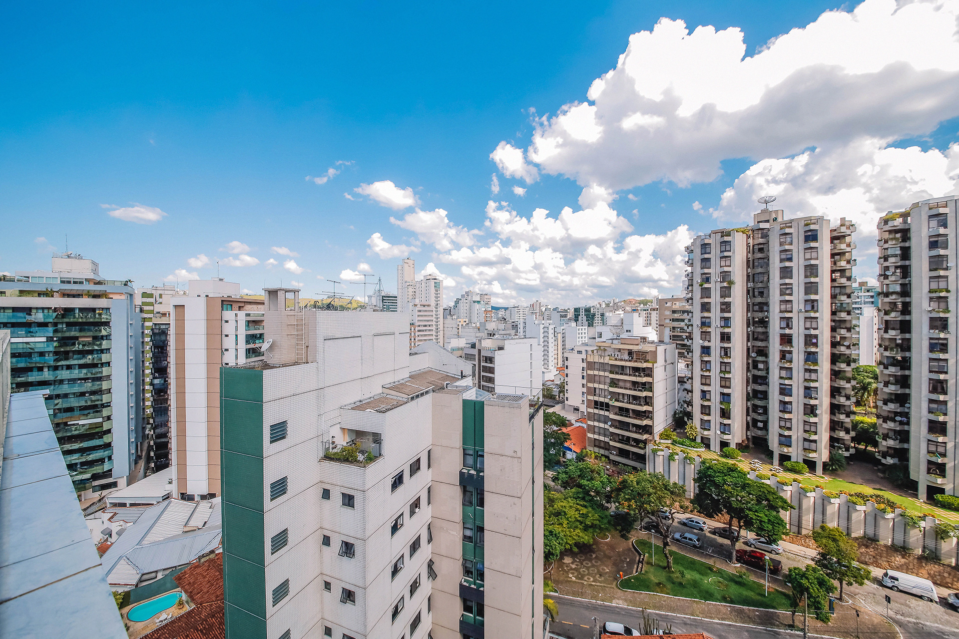 Santa Helena: Duplex com terraço. Venda., foto 18