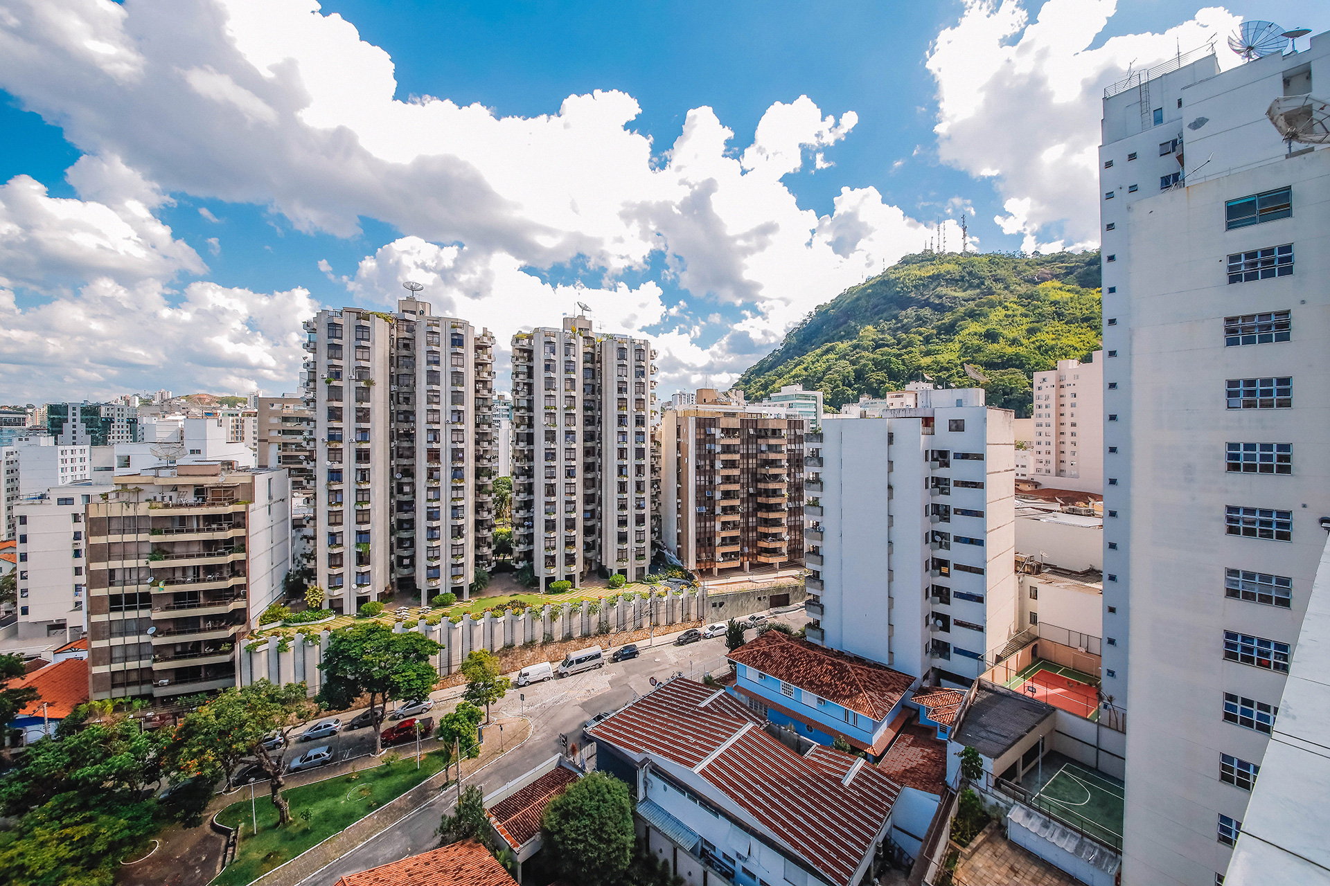 Santa Helena: Duplex com terraço. Venda., foto 17