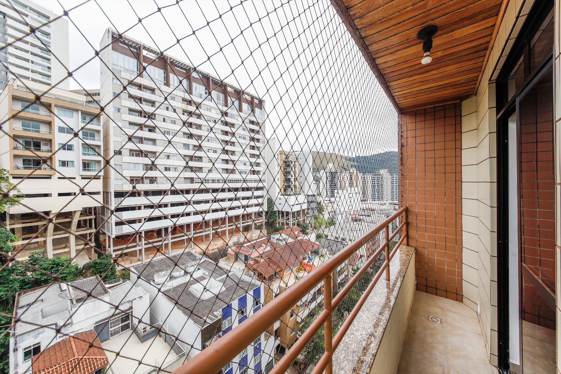 Cobertura reformada. Três quartos, duas vagas., foto 4