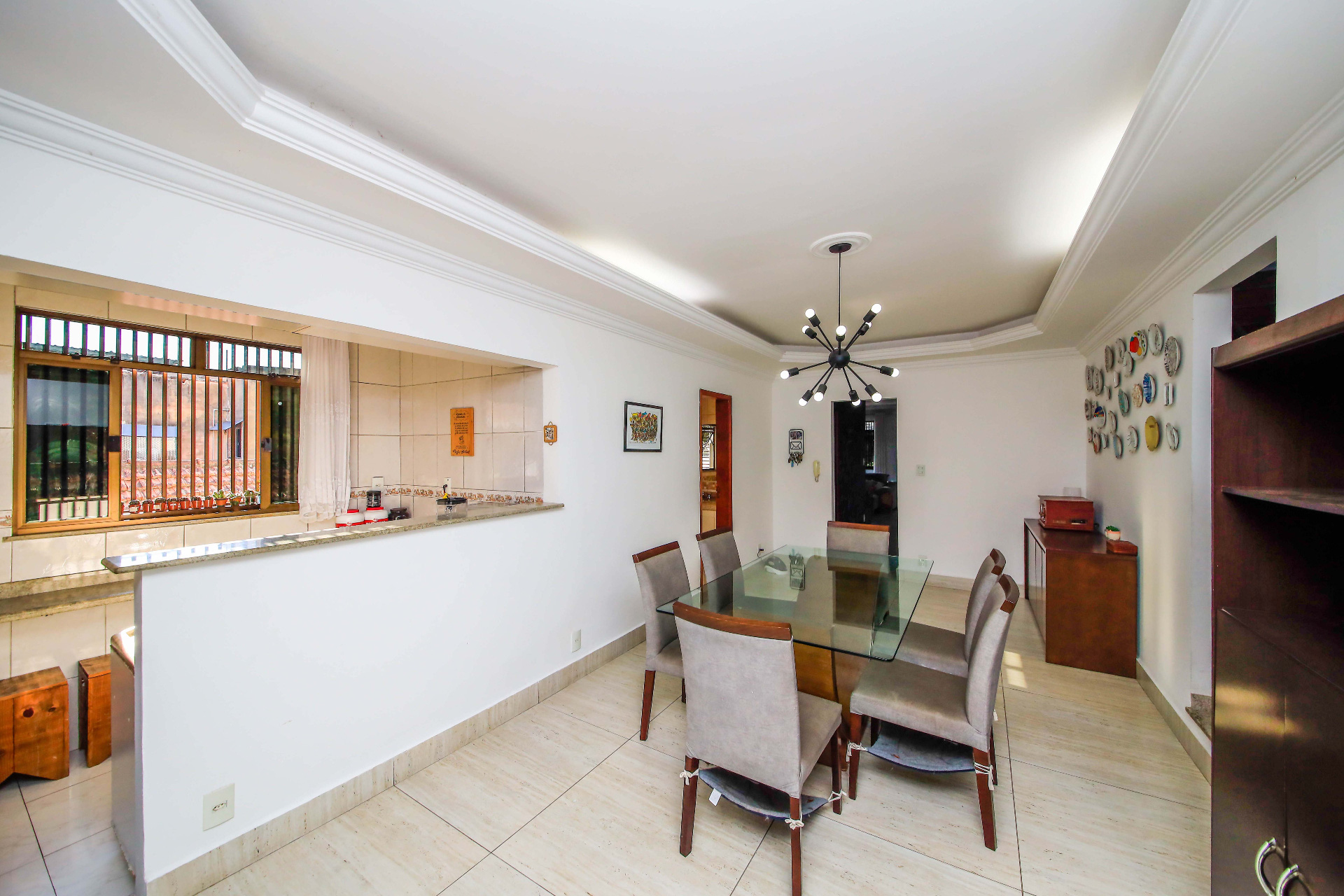 Mariano Procópio. Casa com duas áreas externas, 357m²., foto 12