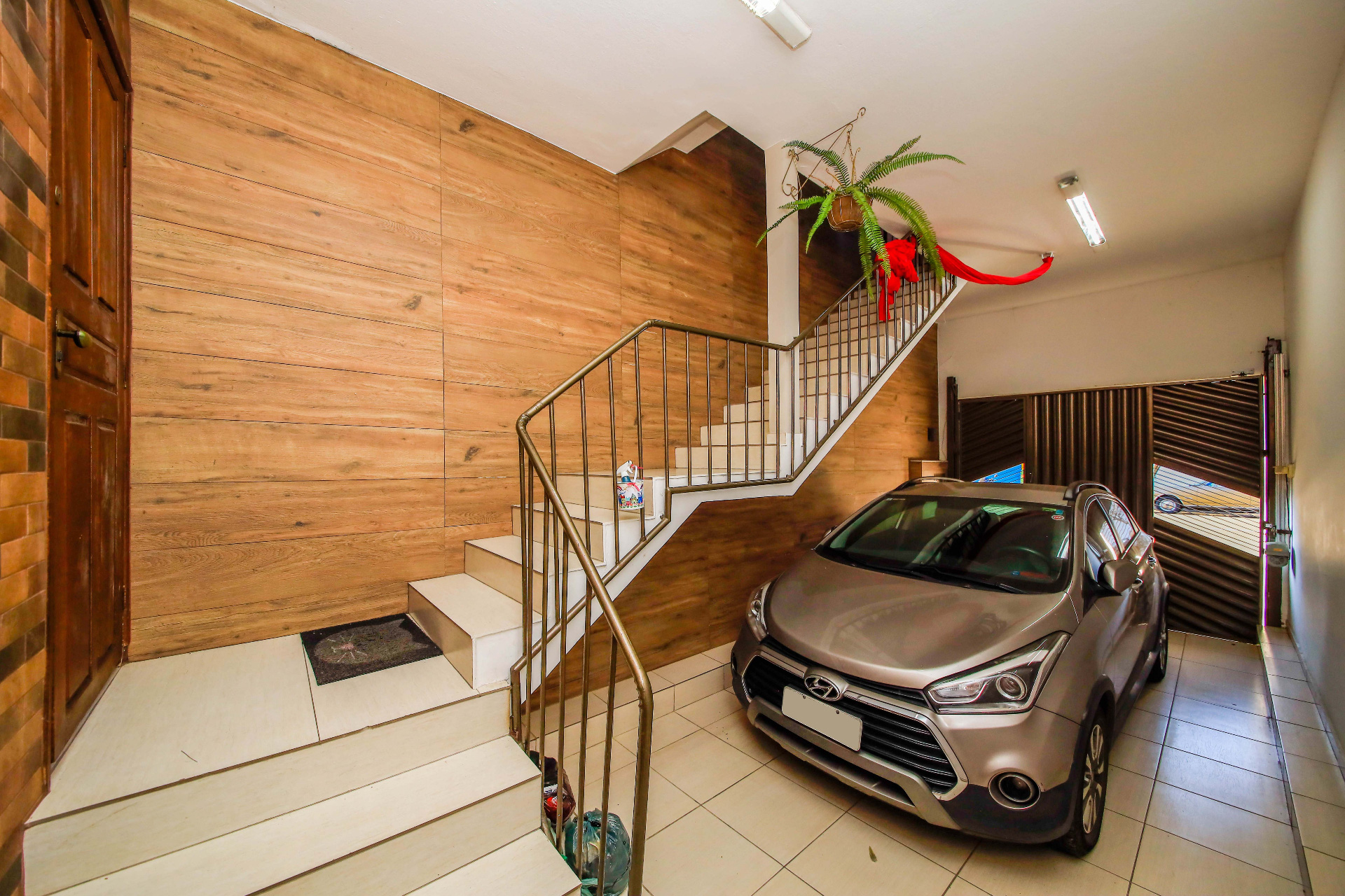 Mariano Procópio. Casa com duas áreas externas, 357m²., foto 24