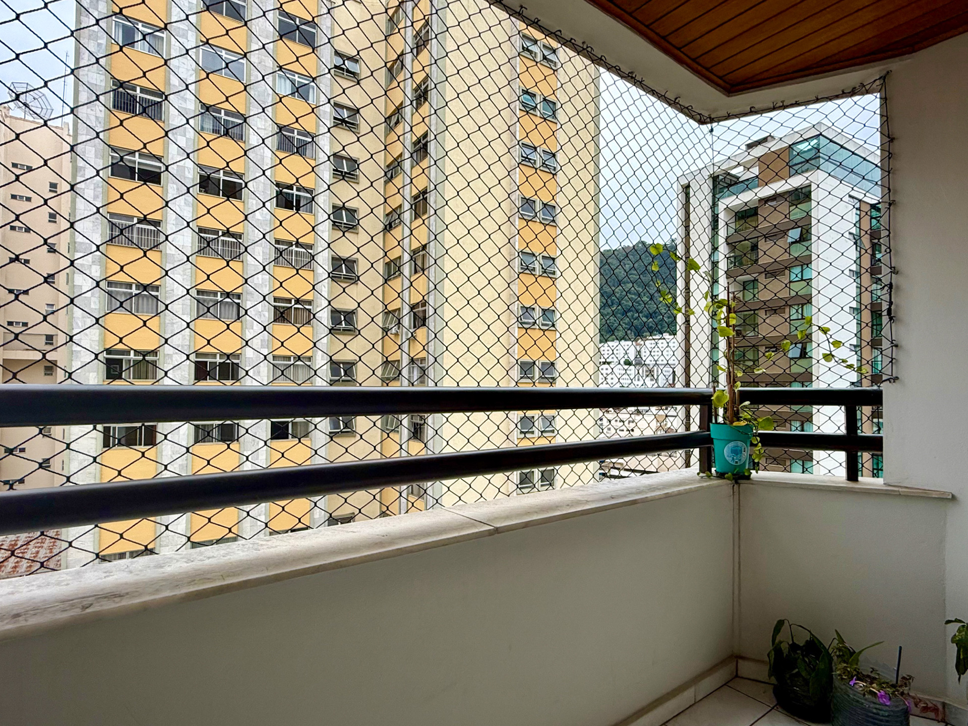 São Mateus: 2 quartos, vaga coberta. Espaço bem aproveitado., foto 2