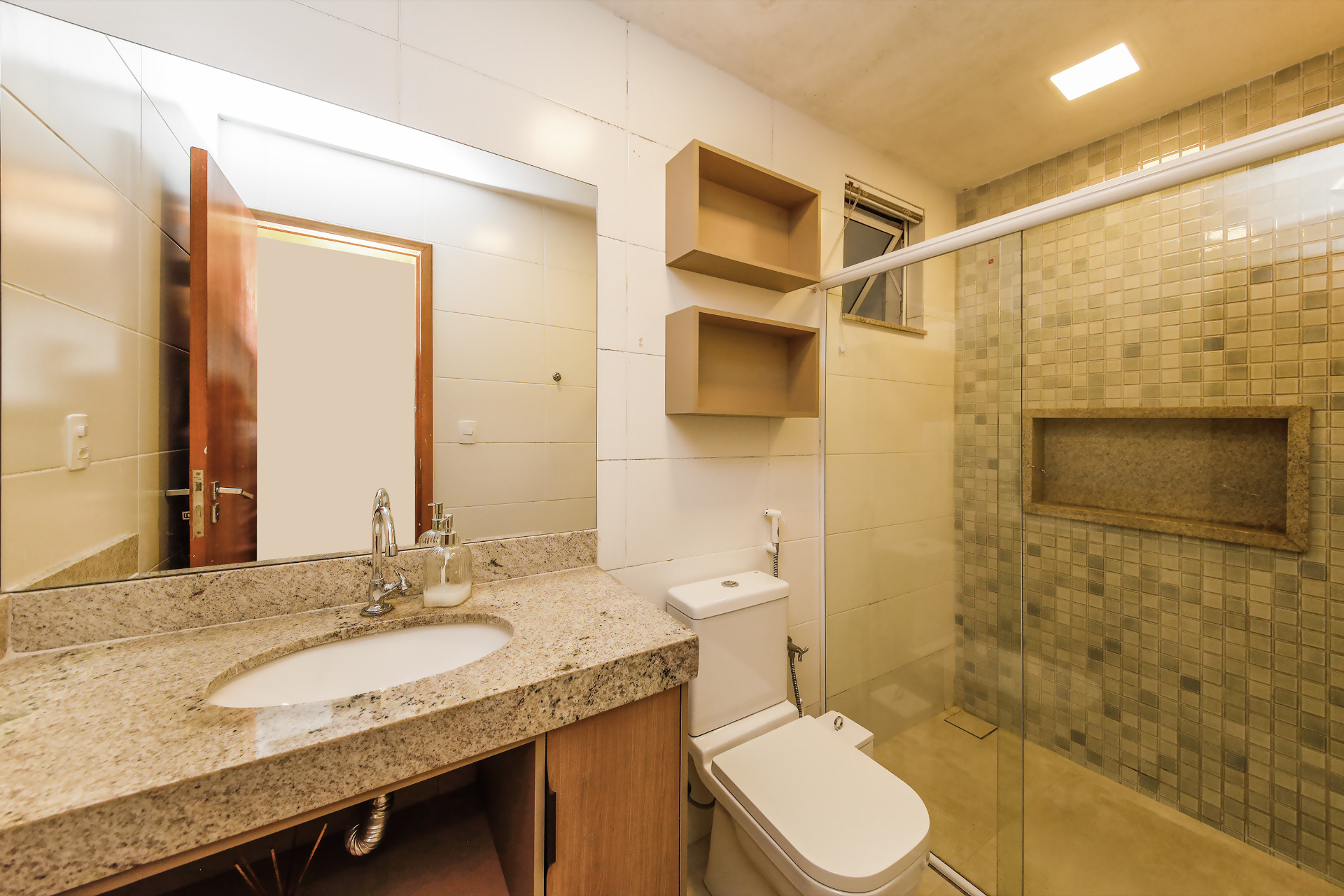 Estrela Sul: Apartamento com 2 suítes e vista central, foto 13