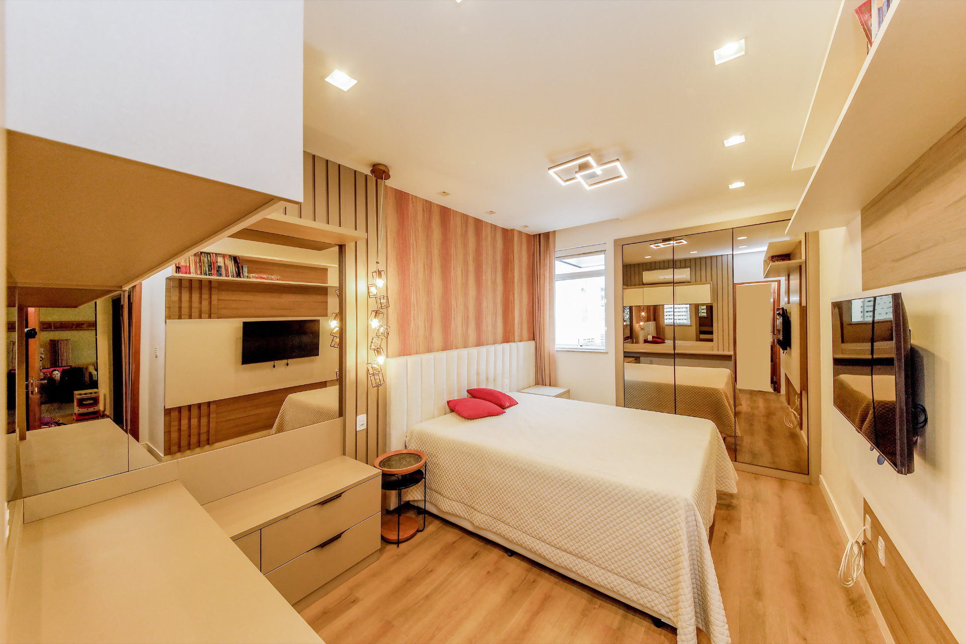 Estrela Sul: Apartamento com 2 suítes e vista central, foto 12