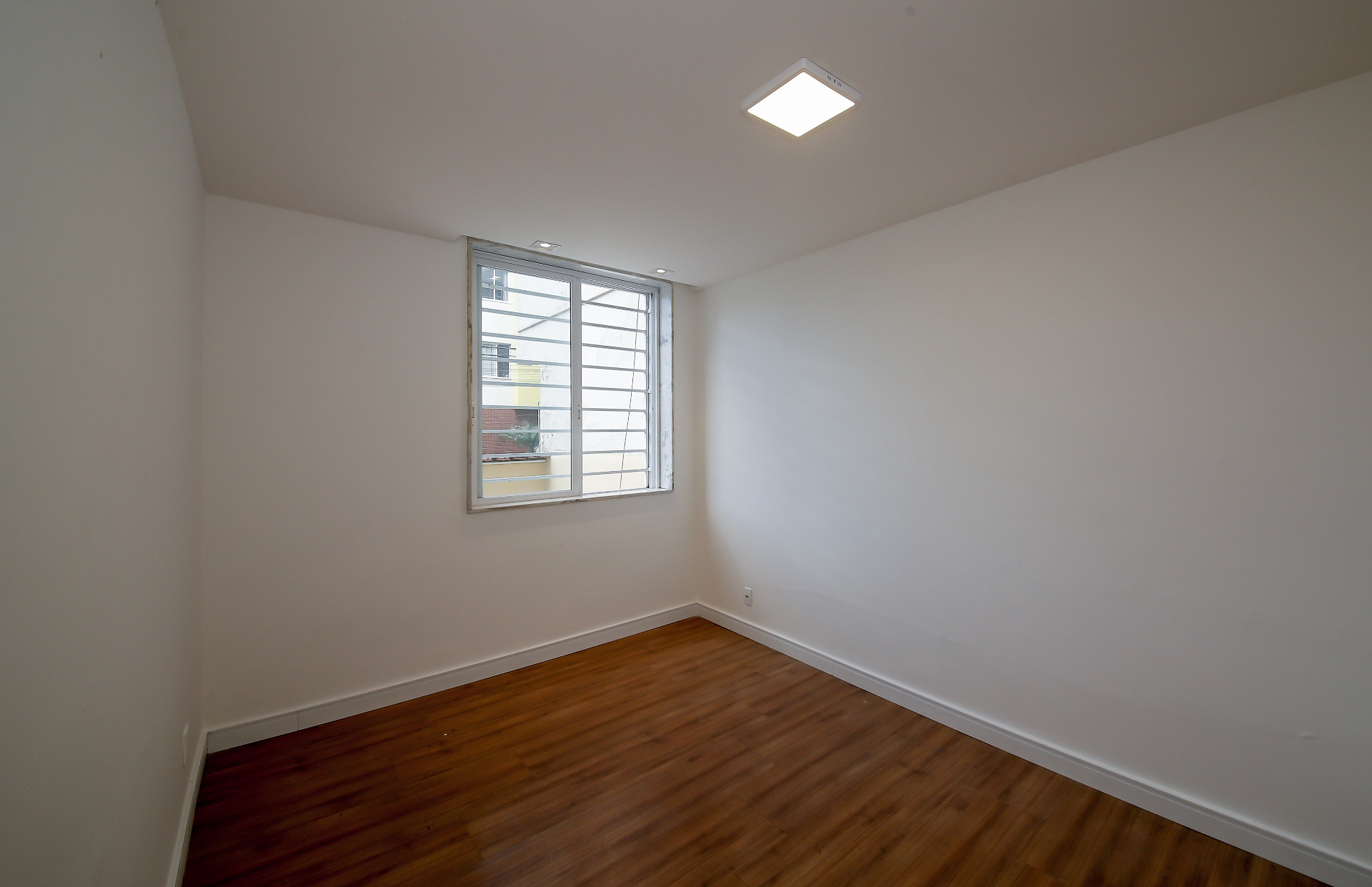 Apto térreo reformado, 2 quartos, entrada própria., foto 10