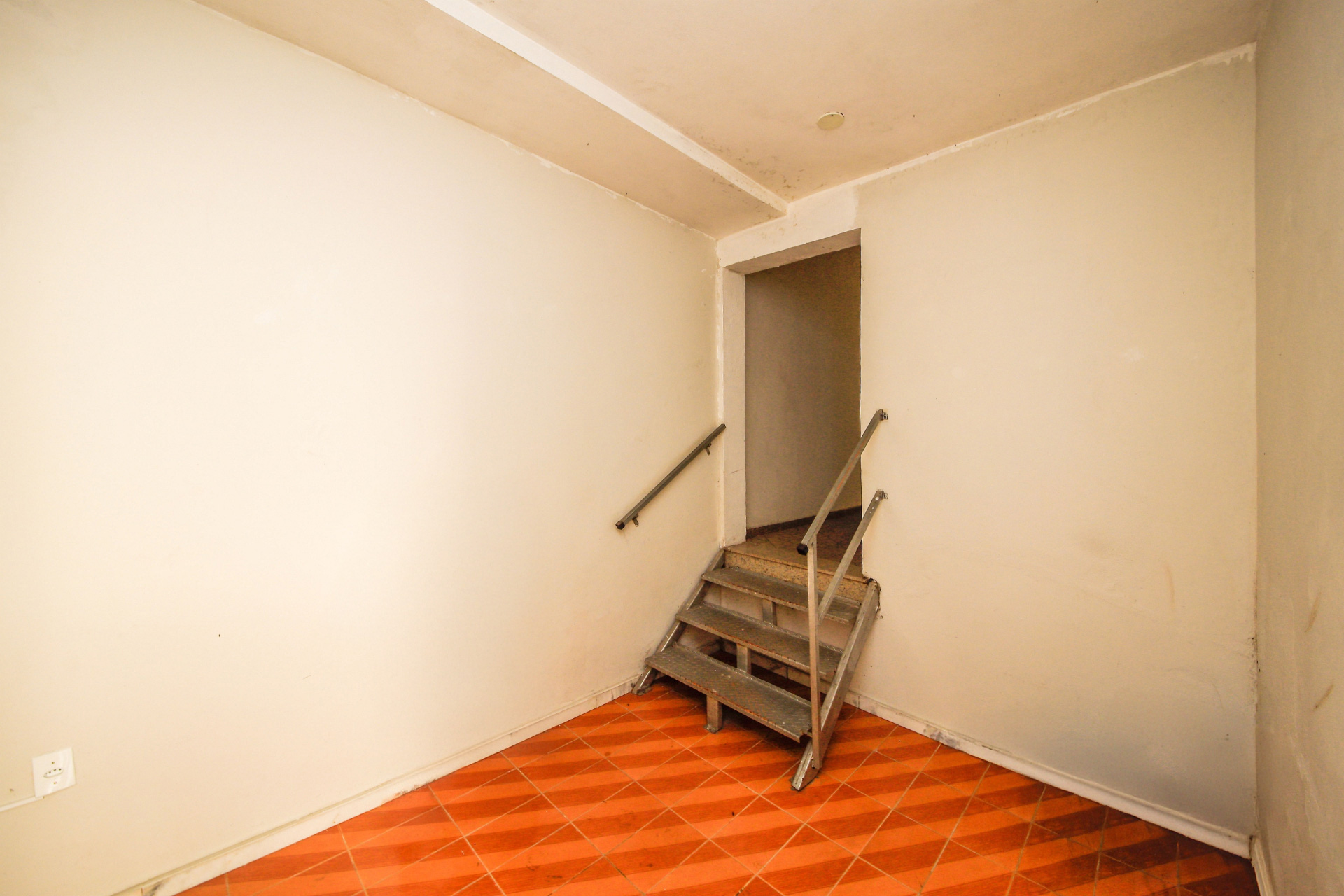 Andar comercial. 182m² na Av. Itamar Franco., foto 9
