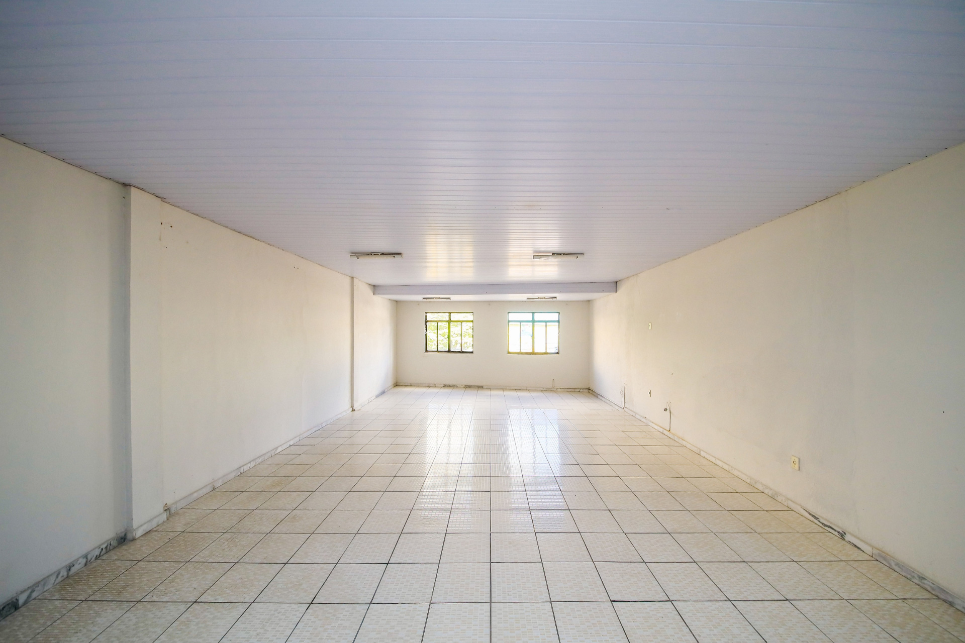 Andar comercial. 182m² na Av. Itamar Franco., foto 11