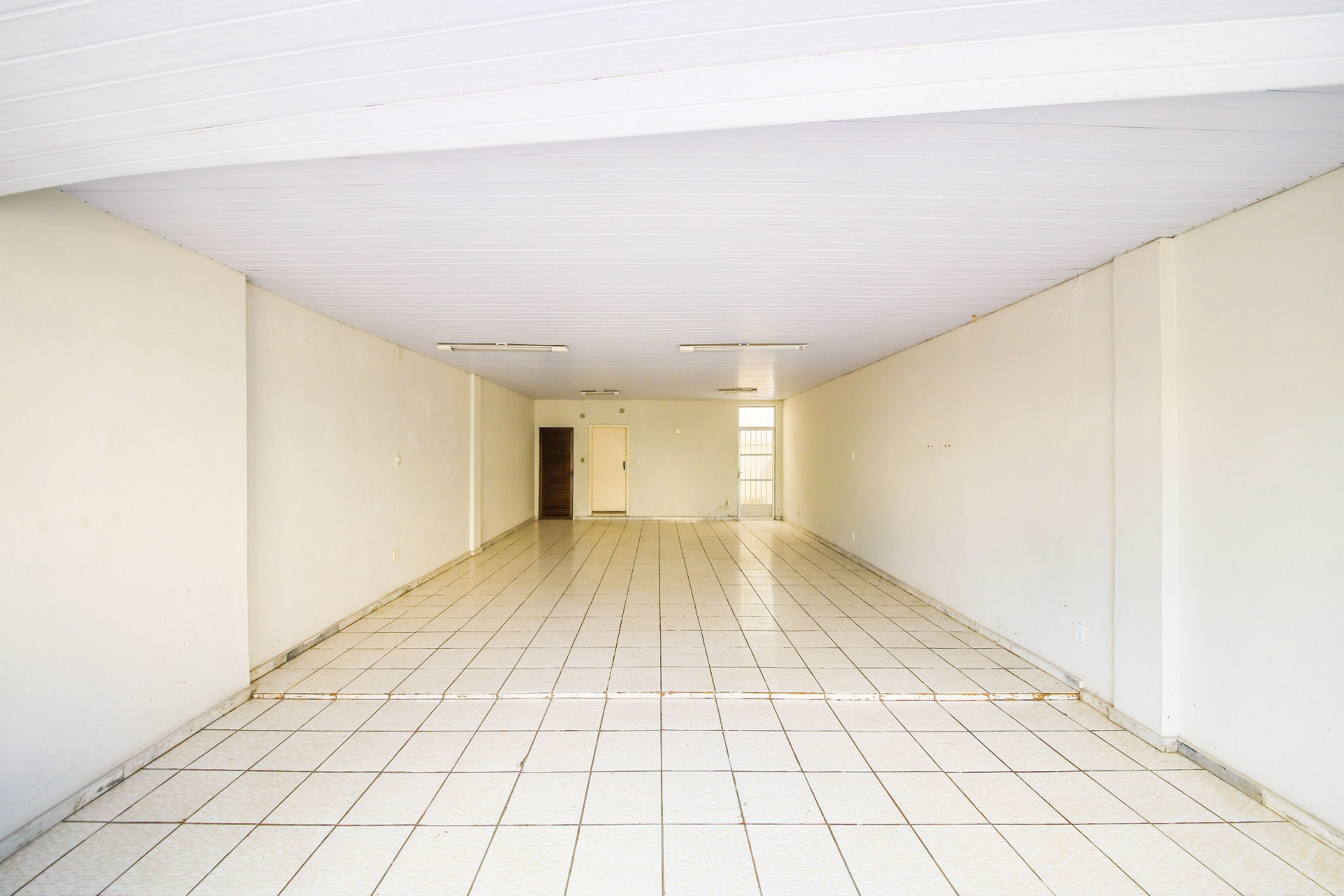 Andar comercial. 182m² na Av. Itamar Franco., foto 3