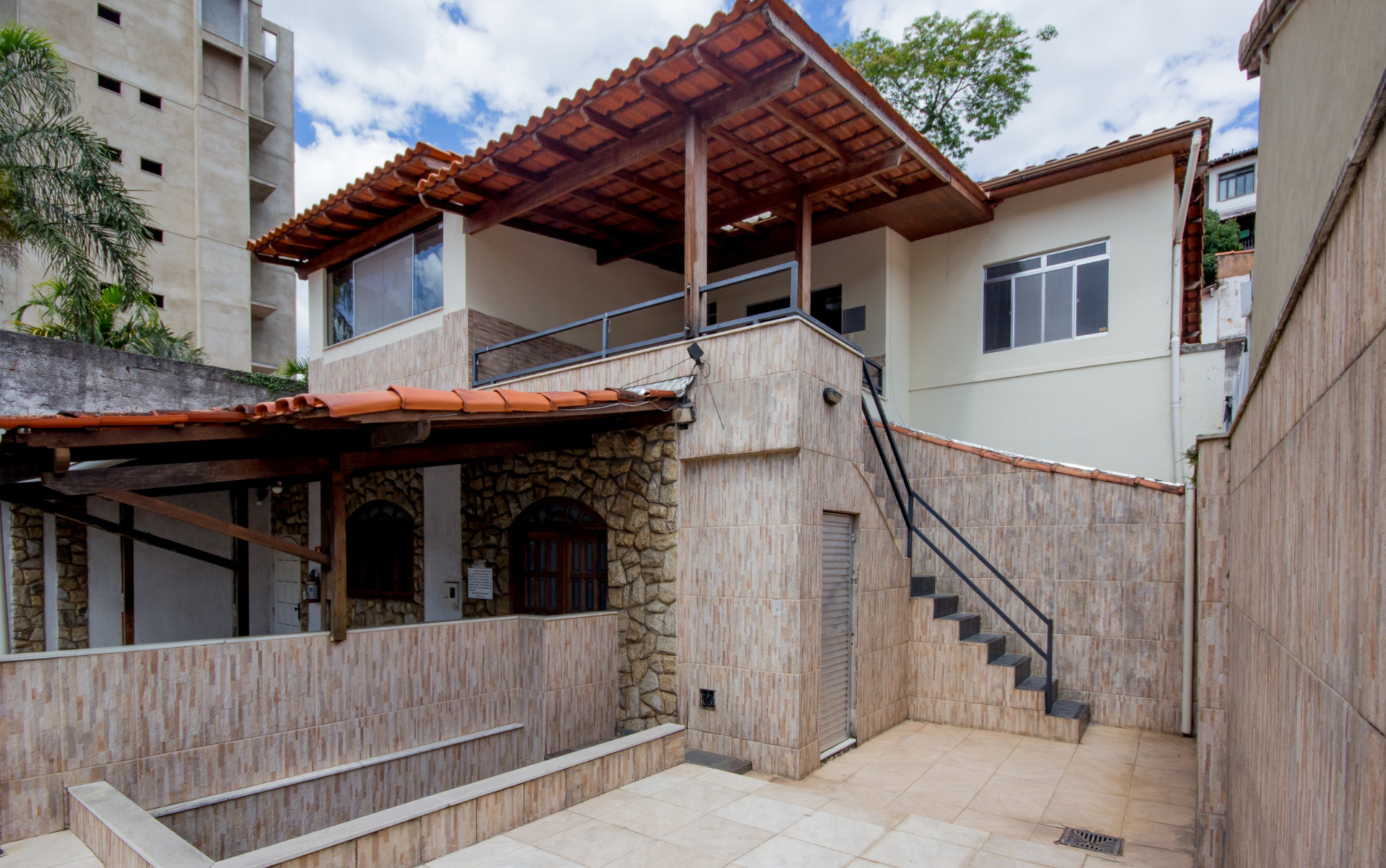 Sobrado, 3 quartos, 2 varandas no Jardim Glória, foto 3