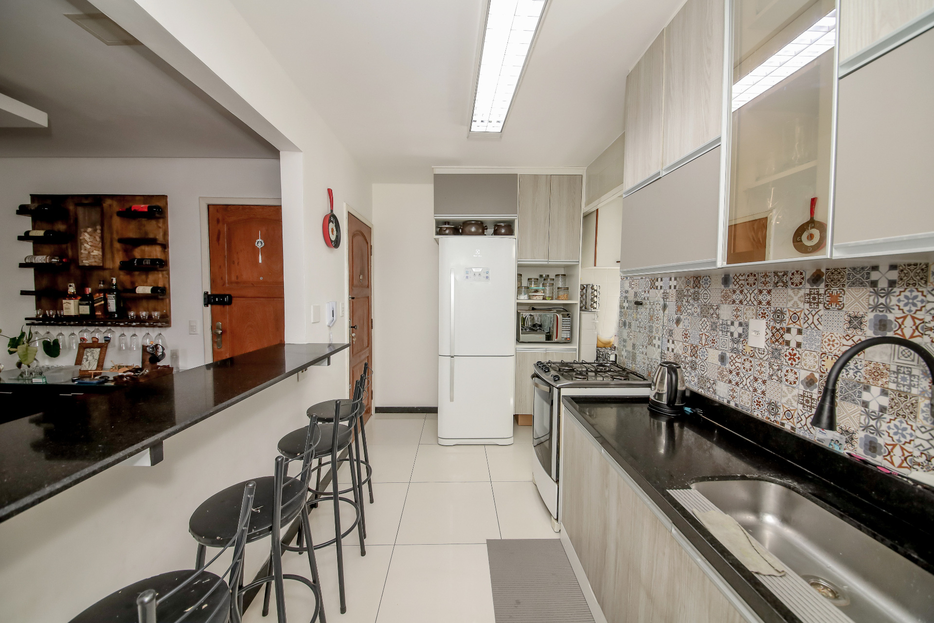 Alto dos Passos. Três quartos, ambientes claros., foto 5