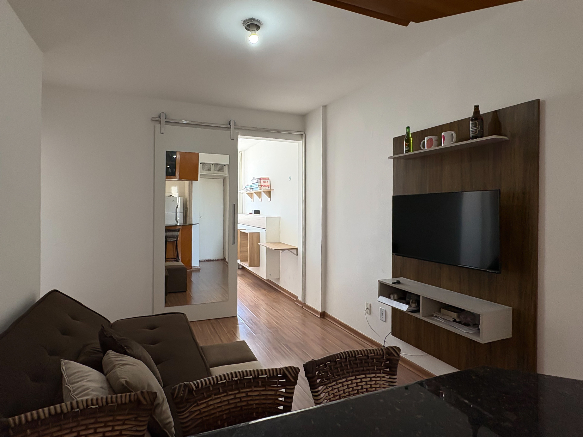 Quarto e sala no Centro, bem localizado e com vaga para venda, foto 2