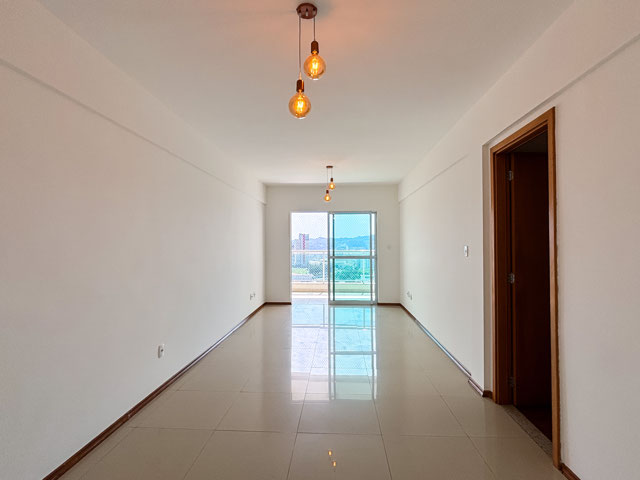 Cascatinha, apartamento 3 quartos, varanda com vista, em condomínio.