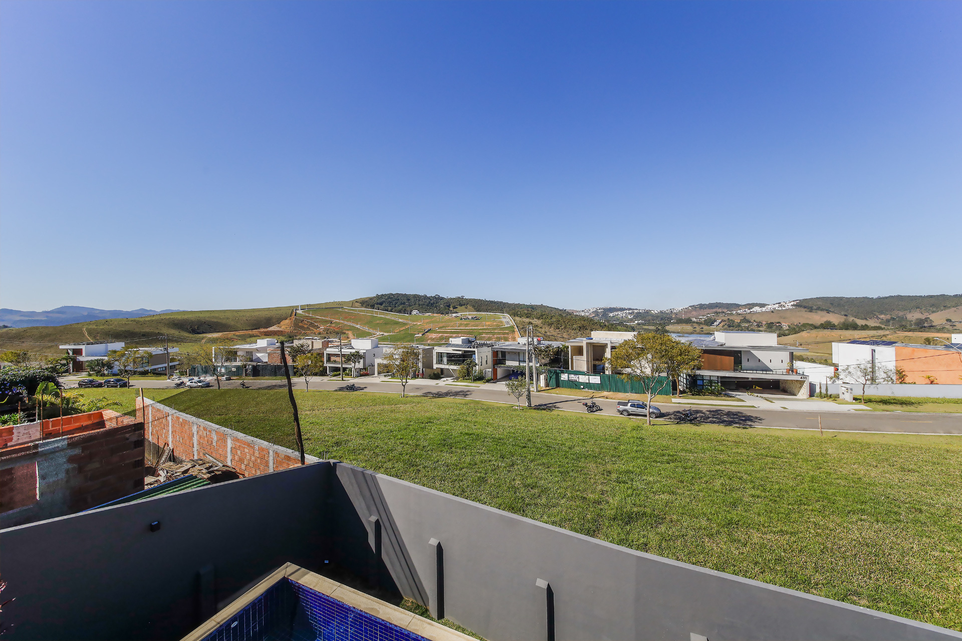 São Pedro: Casa ampla, 4 vagas, espaço e privacidade., foto 29