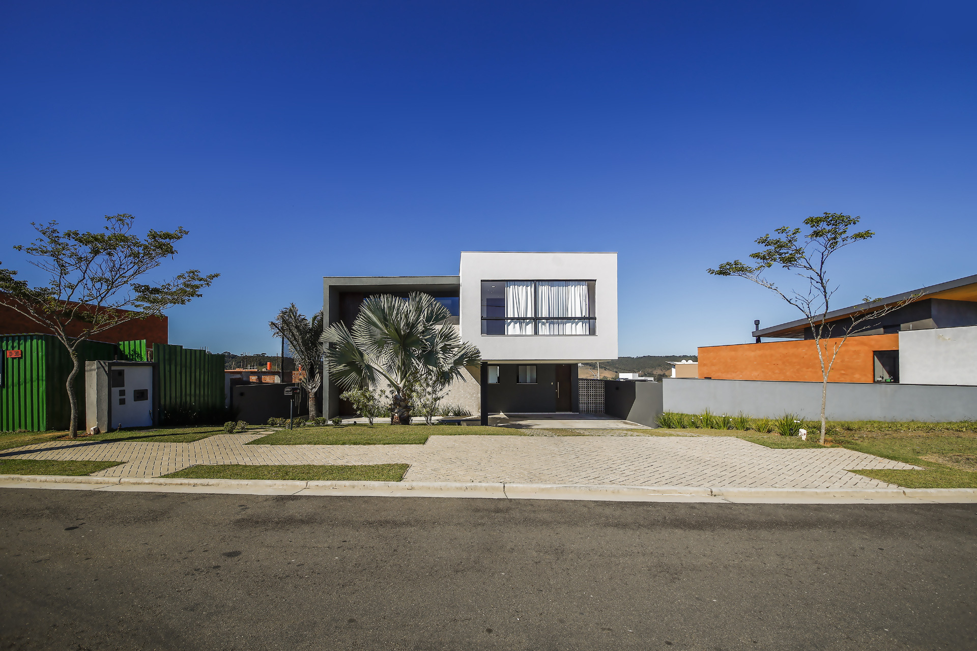 São Pedro: Casa ampla, 4 vagas, espaço e privacidade., foto 4