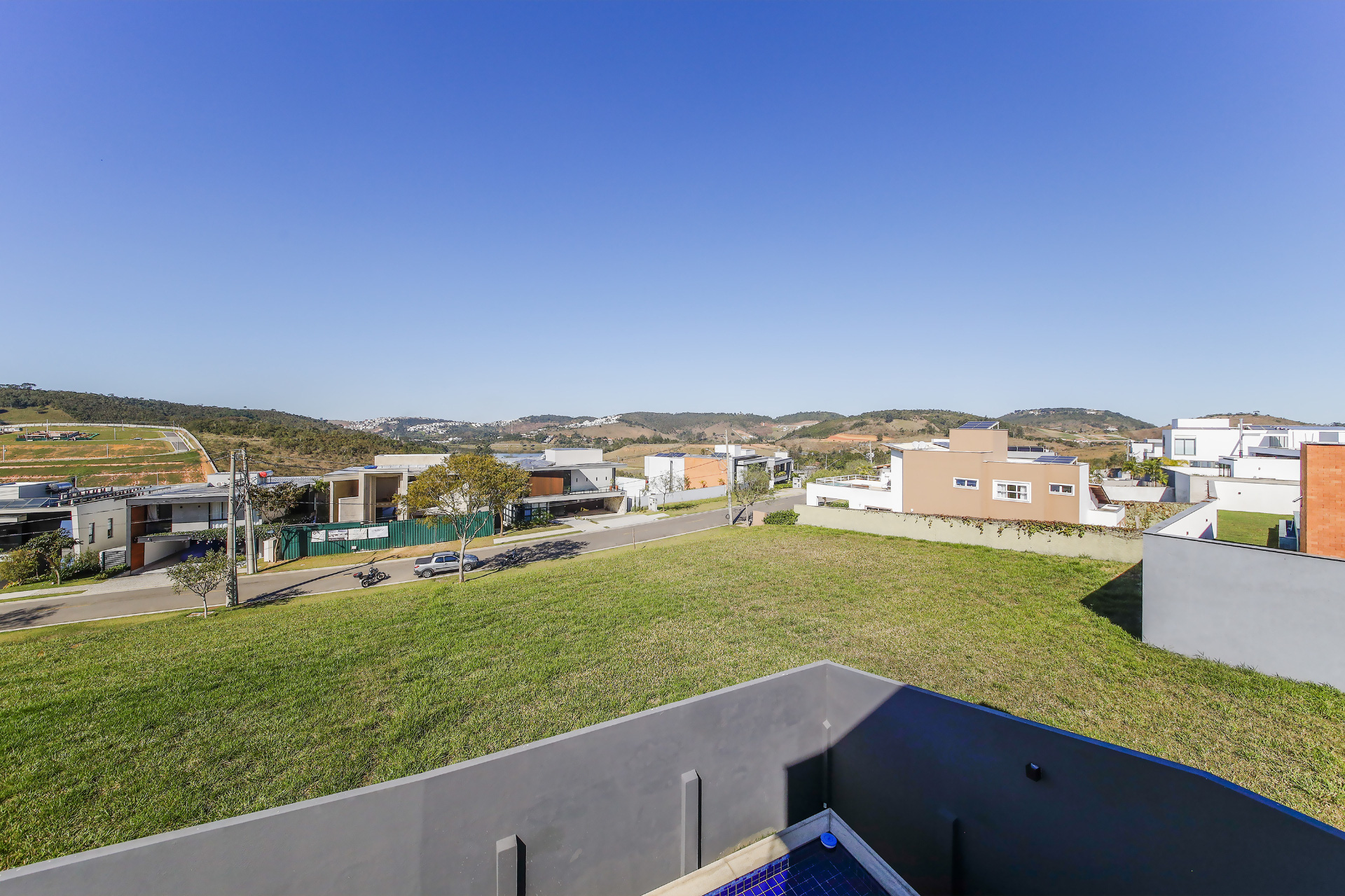 São Pedro: Casa ampla, 4 vagas, espaço e privacidade., foto 28