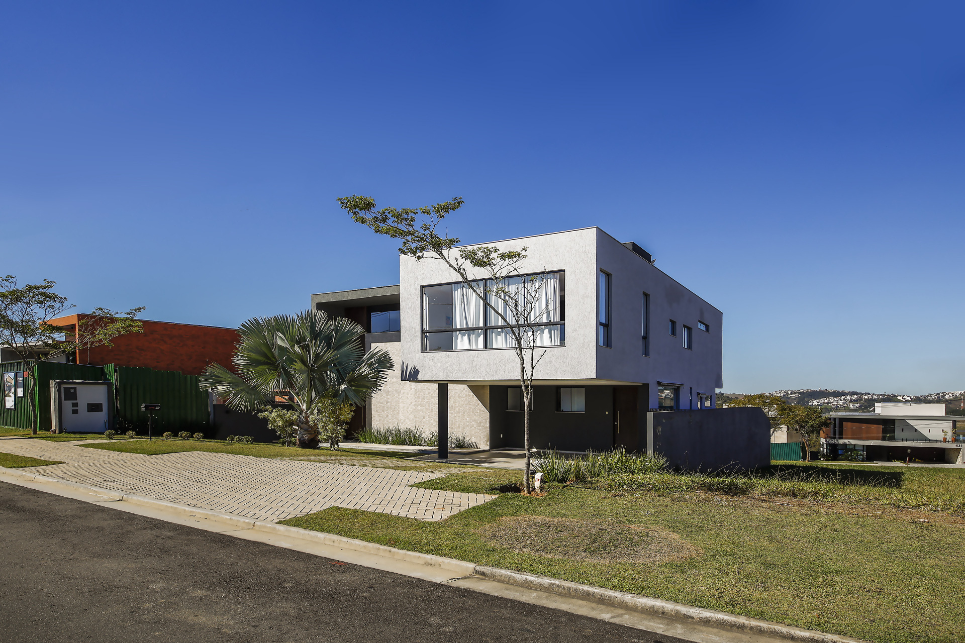 São Pedro: Casa ampla, 4 vagas, espaço e privacidade., foto 5