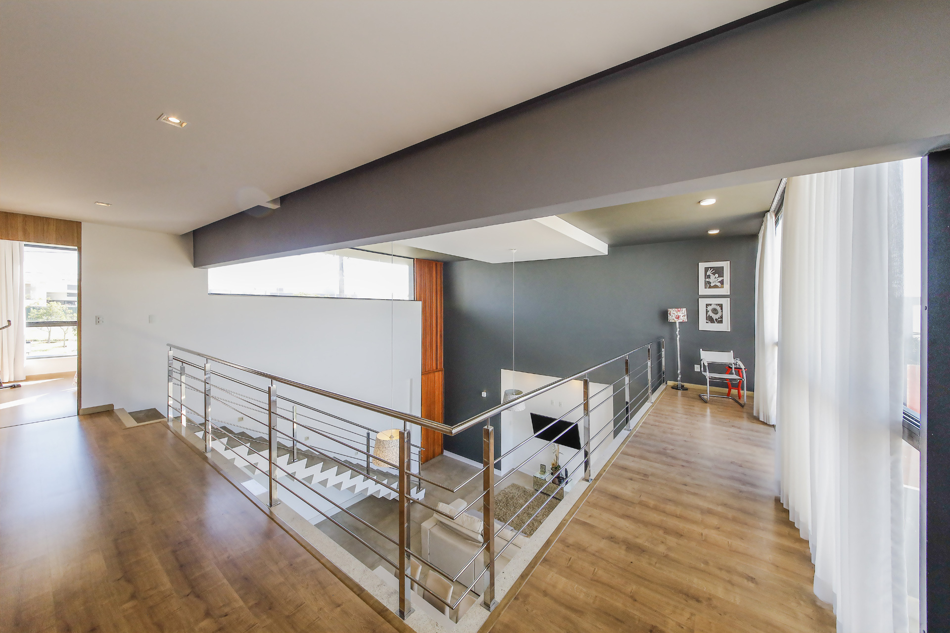 São Pedro: Casa ampla, 4 vagas, espaço e privacidade., foto 19