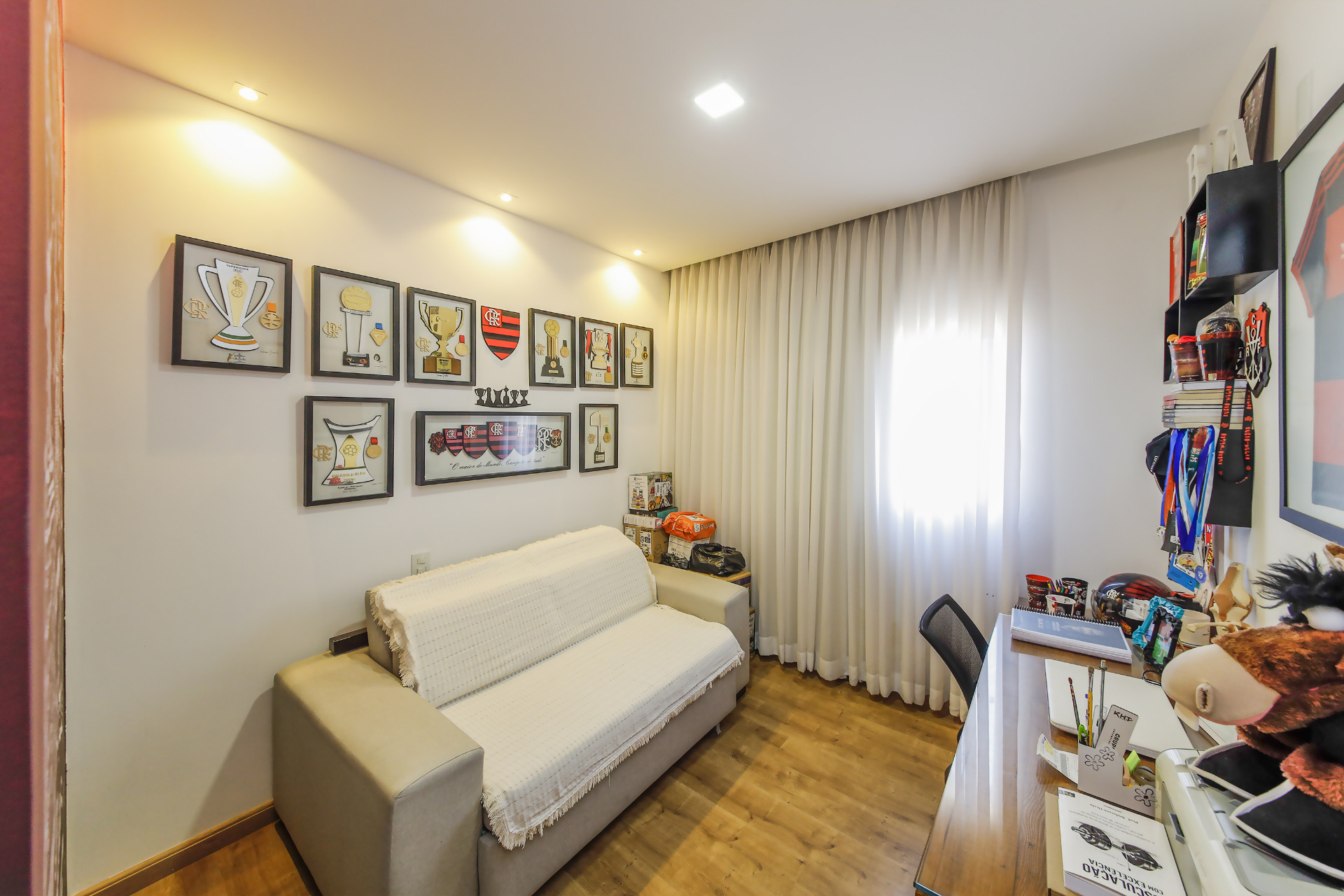 São Pedro: Casa ampla, 4 vagas, espaço e privacidade., foto 25