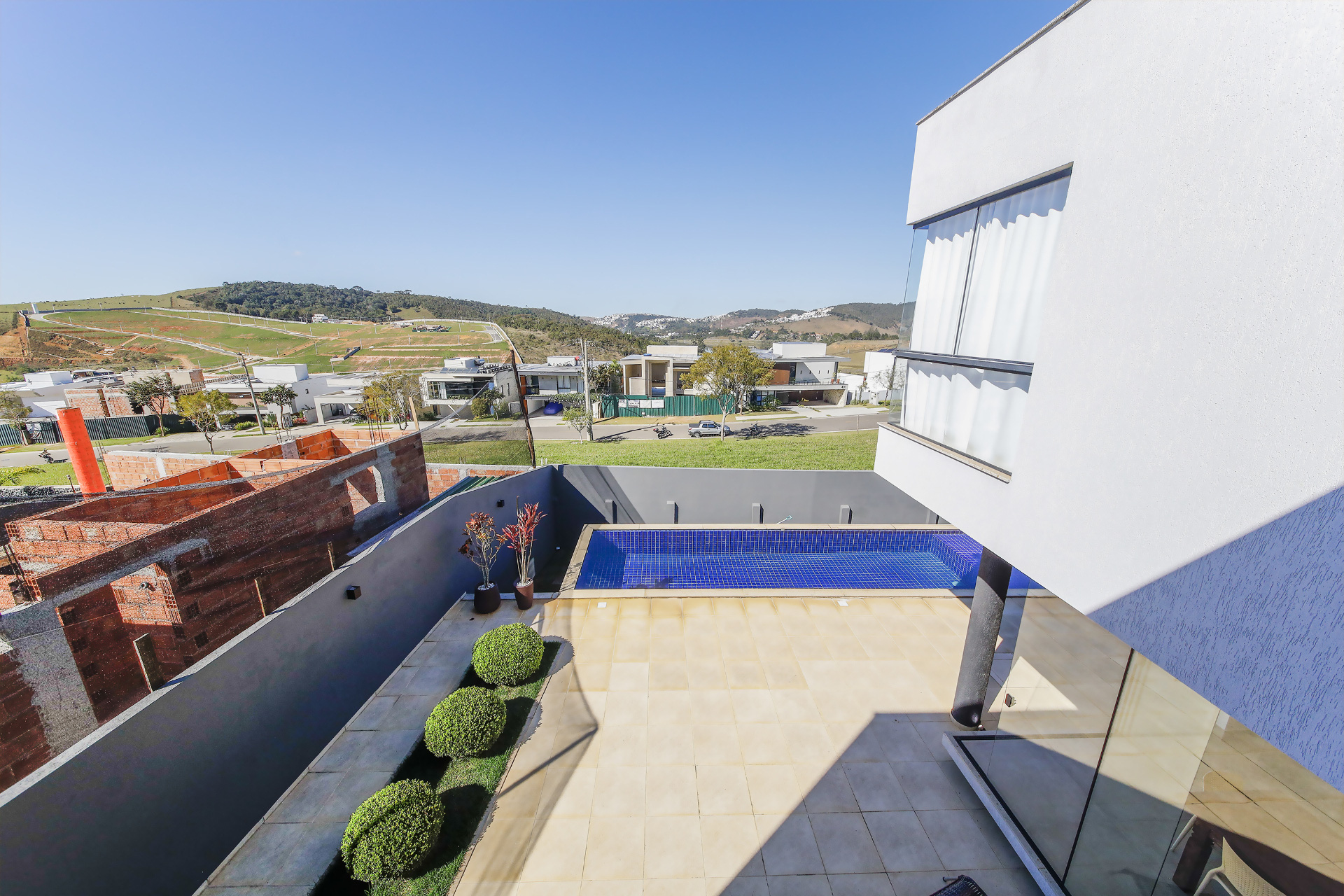São Pedro: Casa ampla, 4 vagas, espaço e privacidade., foto 17