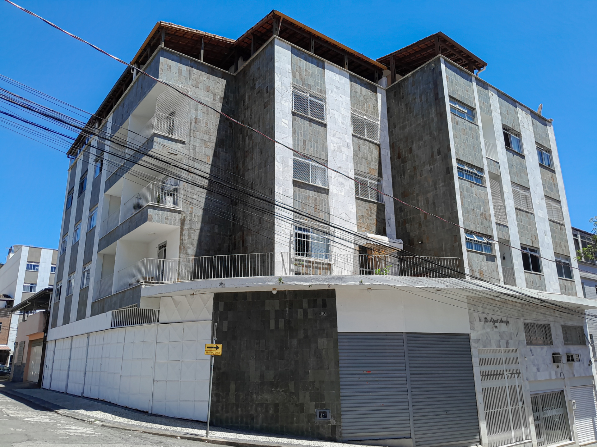 Ed. Sâo Miguel Arcanjo, foto 1