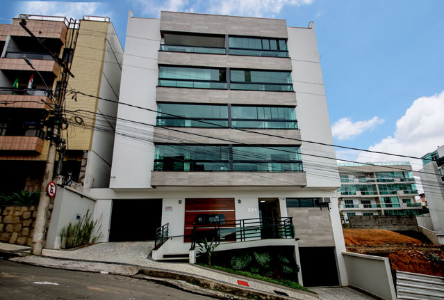 Apartamento com varanda gourmet e marcenaria toda planejada para venda
