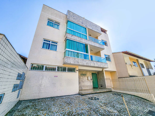 Luz natural e área gourmet, 78m², em São Pedro.