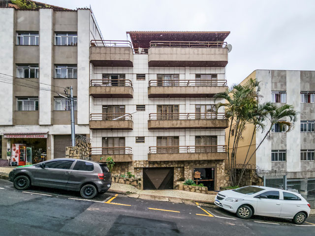 Apartamento em São Mateus, 3 quartos. Com varandas.