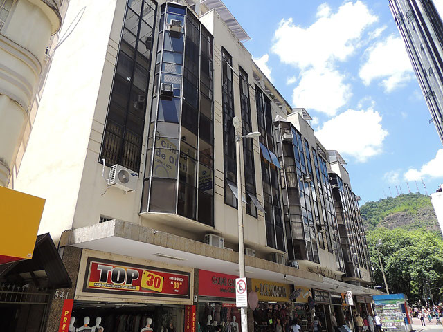 Sala no Centro, montada, 45m².