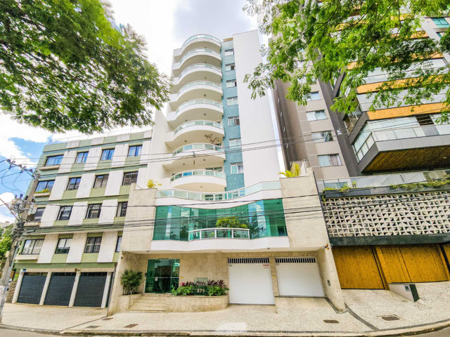 Bom Pastor: Cobertura duplex com vista livre.