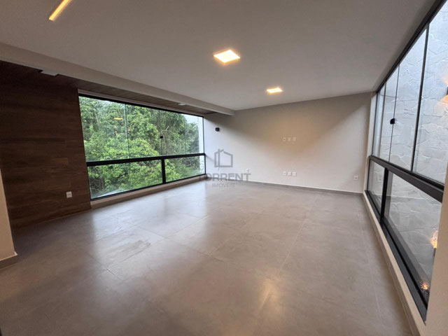 Foto cadastro cód. 305