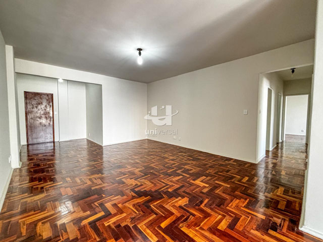 Apartamento na Itamar Franco em frente ao Colégio Jesuítas