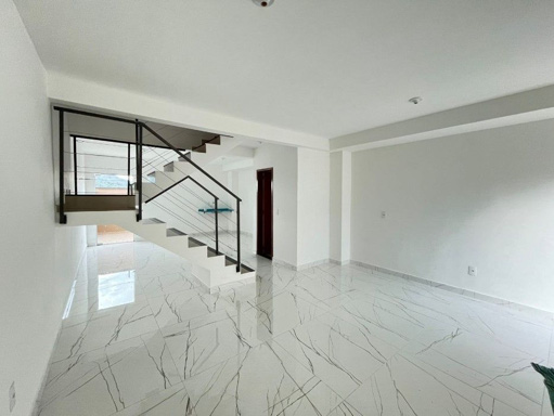Casa com 2 Quartos à venda, 160 m² por R$ 440.000 - Francisco Bernardino - Juiz de Fora/MG