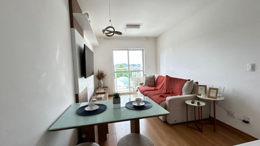 Apartamento com 2 quartos para venda no bairro Jardim Liú em Juiz de Fora, MG