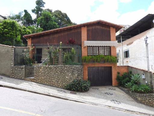 Casa com 4 quartos à venda, 267 m² por R$ 3.000.000,00 - São Mateus - Juiz de Fora/MG