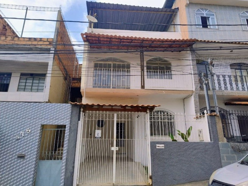 Casa com 3 quartos para venda no bairro Democrata em Juiz de Fora, MG