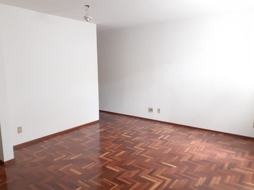 Foto cadastro cód. 4957