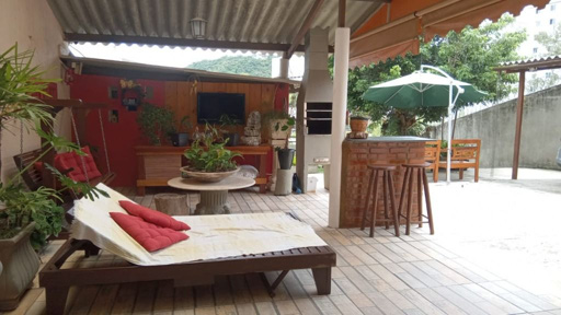 Casa com 5 quartos à venda, 264 m² por R$ 900.000 - Nova Califórnia - Juiz de Fora/MG