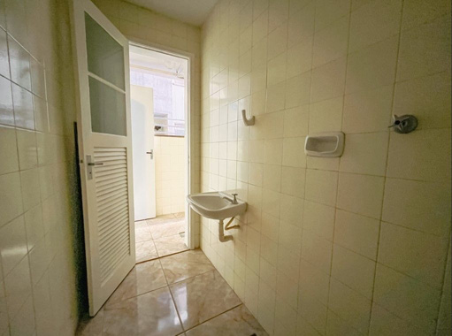 BANHEIRO DE SERVIÇO