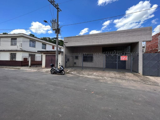 Galpão, 358 m² - venda por R$ 650.000,00 ou aluguel por R$ 4.964,32/mês - Poço Rico - Juiz de Fora/MG