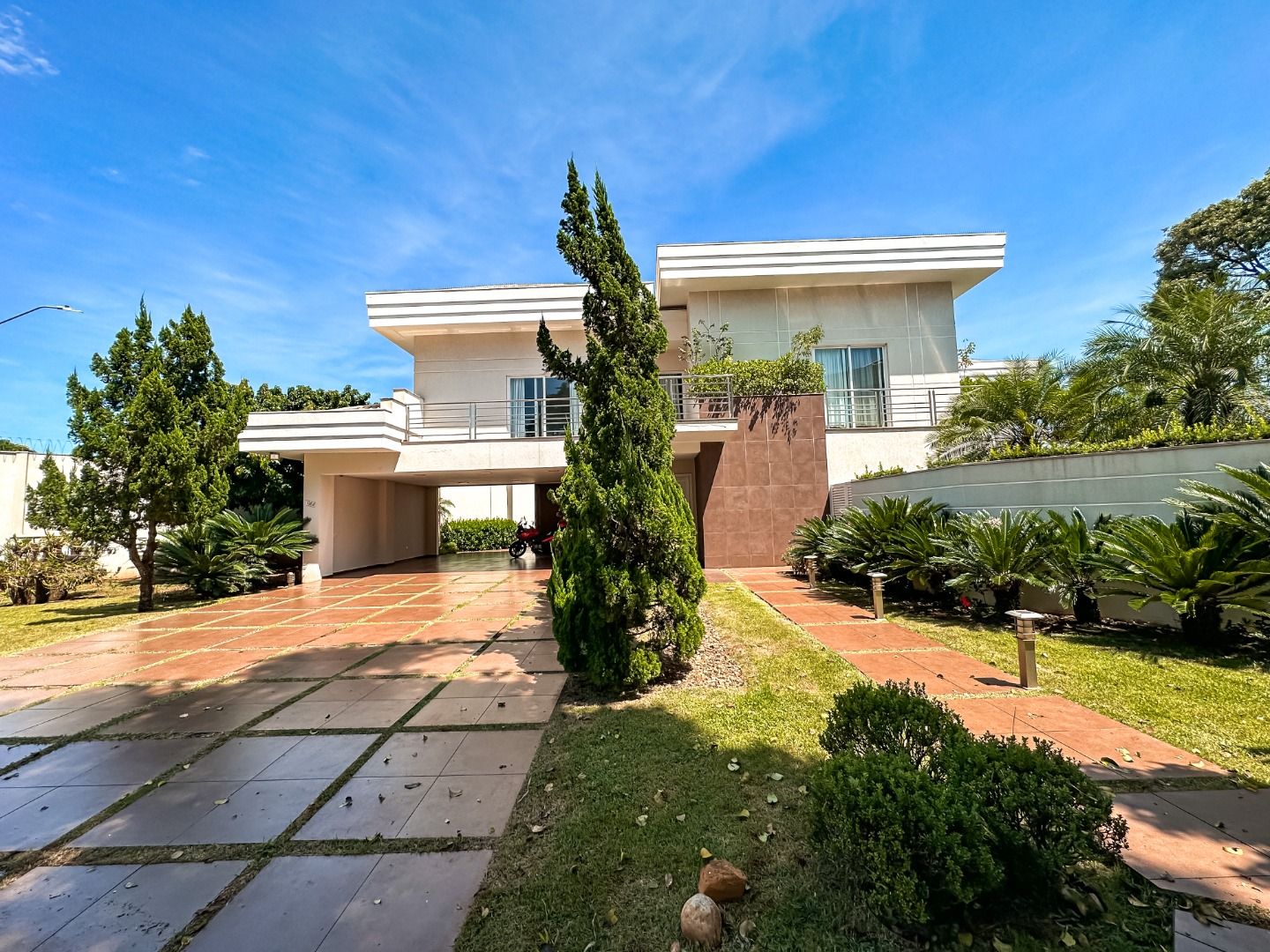Sobrado com 4 dormitórios à venda, 900 m² por R$ 5.500.000,00 - Condominio Residencial Lago dos Cisnes - Foz do Iguaçu/PR